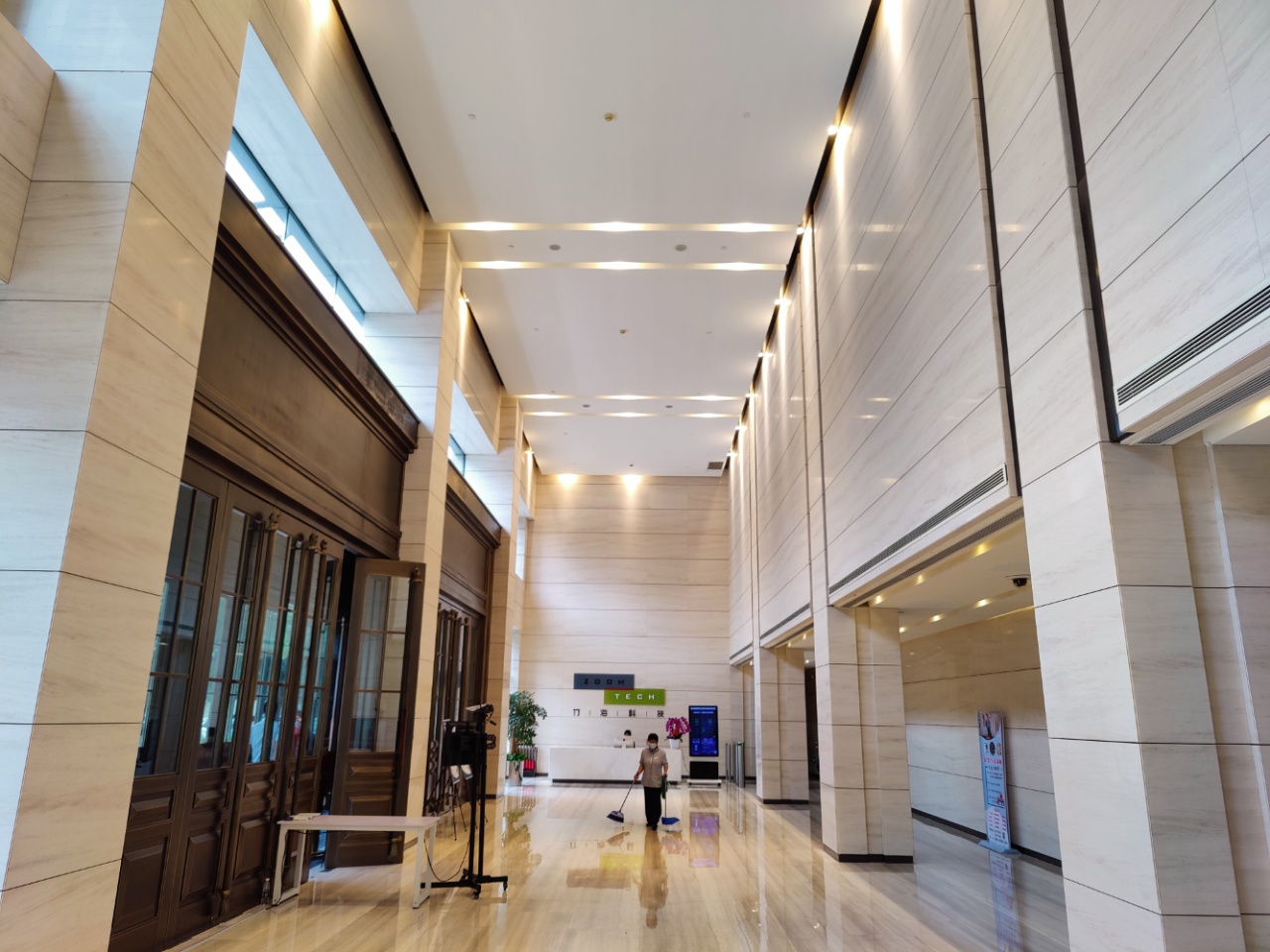 石榴中心出租房源实拍图2